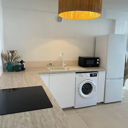 Perle Rare Vue Et Marais Salants Sur Giens A Apartment *